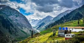 Naran Kaghan Tour Guide, Hotels & Details