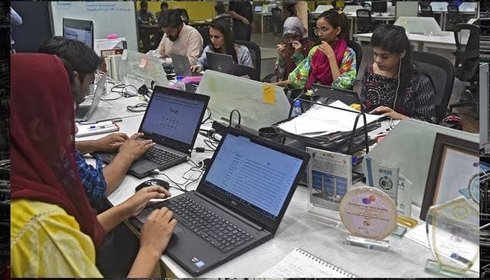 IT exports surges to stunning $310 million in April 2024