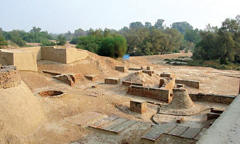 Travel Guide to Historic Harappa Museum Sahiwal